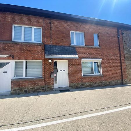 1-D011 Superbe Appartement Spacieux Tres Calme Charleroi Exteriör bild