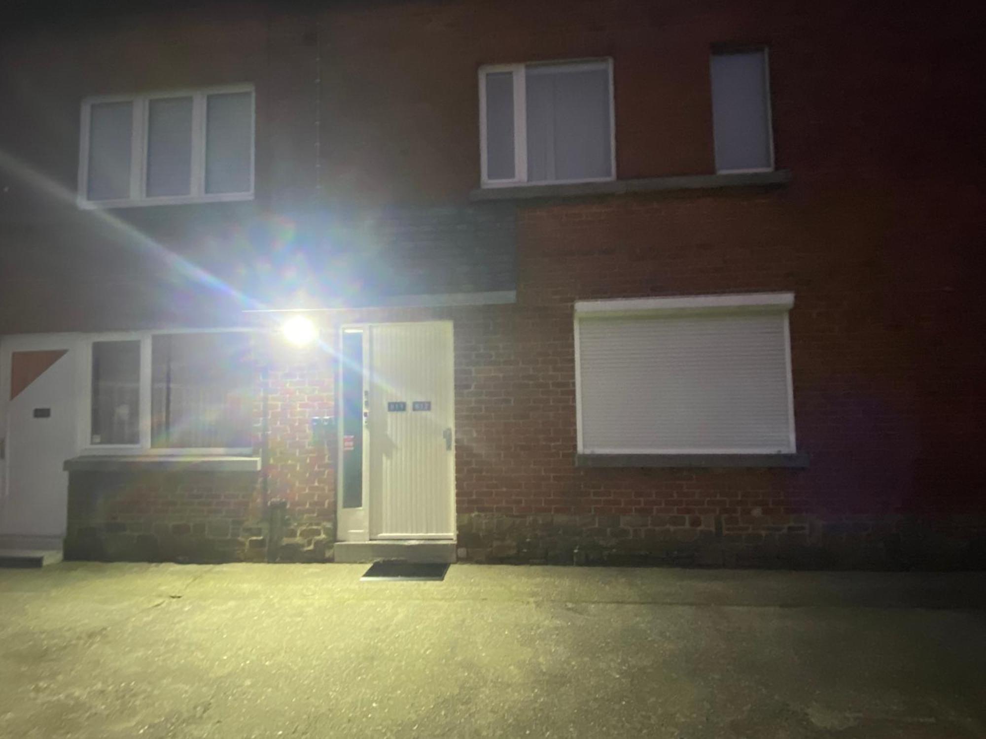 1-D011 Superbe Appartement Spacieux Tres Calme Charleroi Exteriör bild